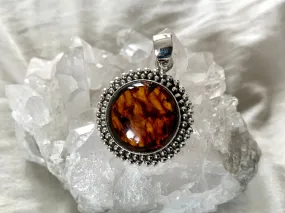 Amber Fausta Pendant