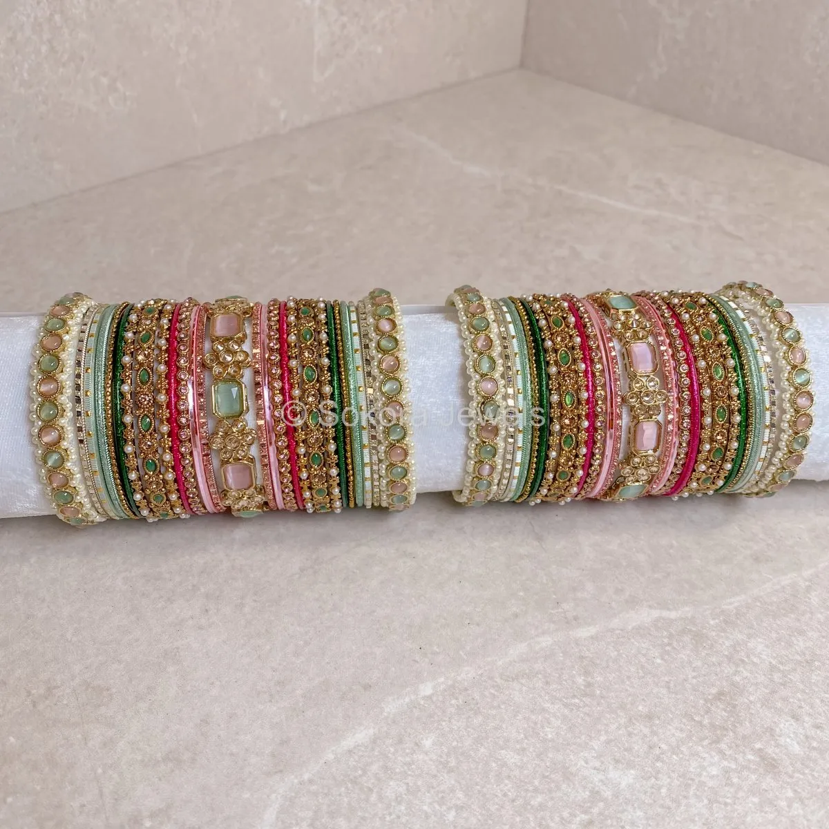 Ameli Luxury Bangle Set - Multicolour