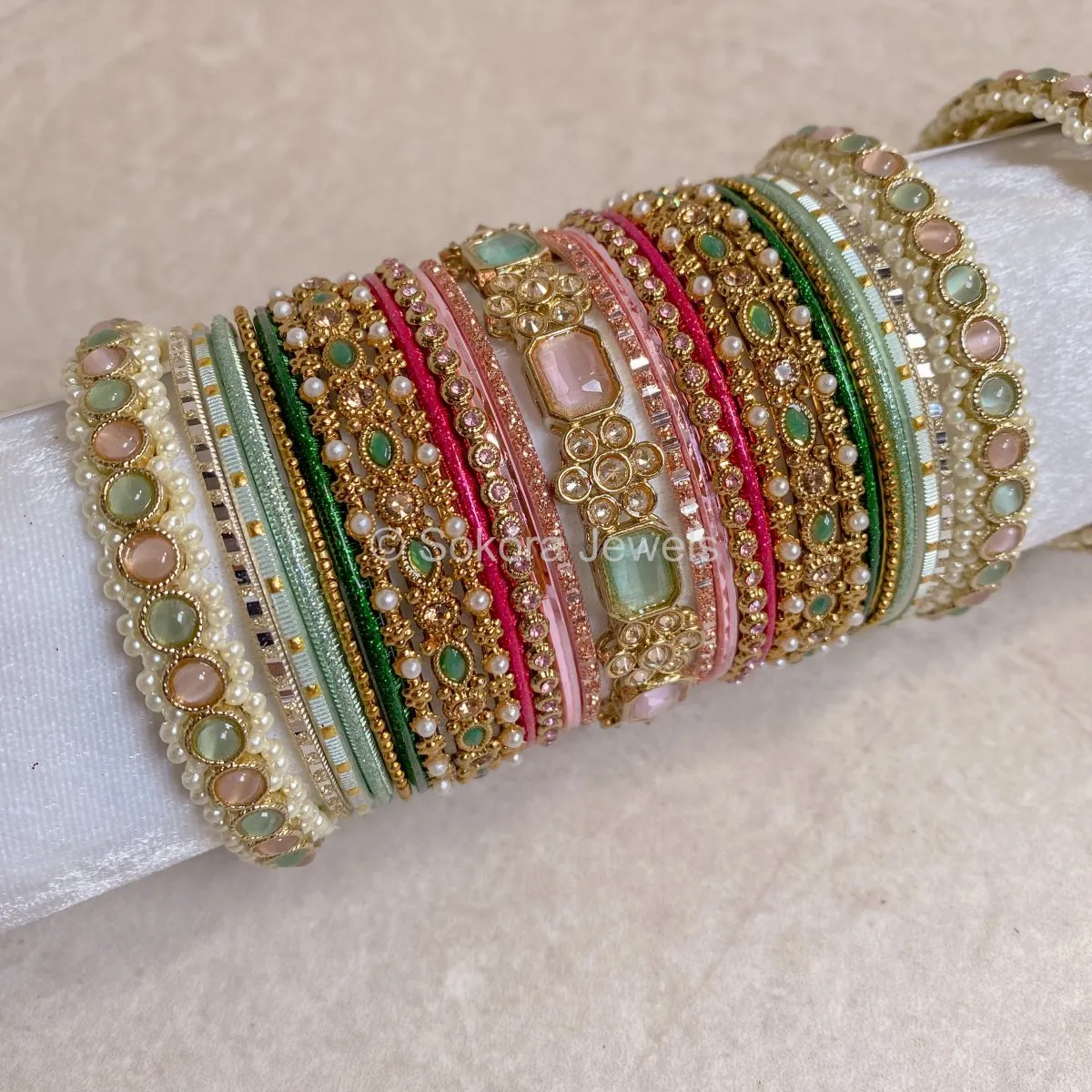 Ameli Luxury Bangle Set - Multicolour