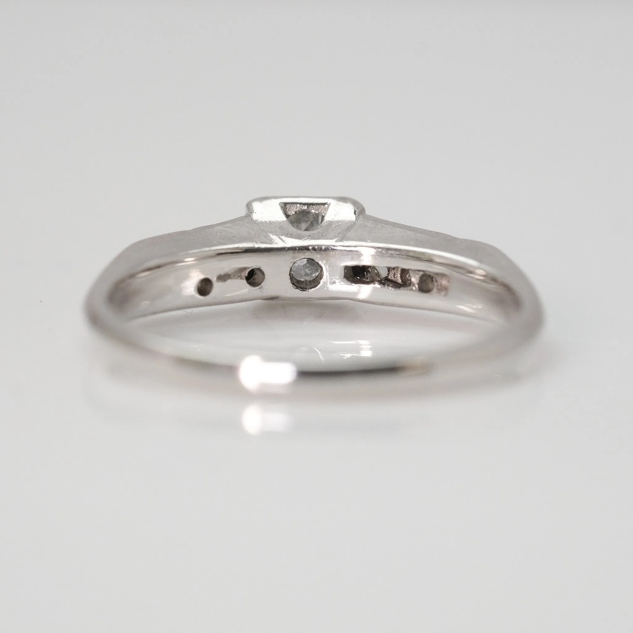 Art Deco Diamond Solitaire Ring