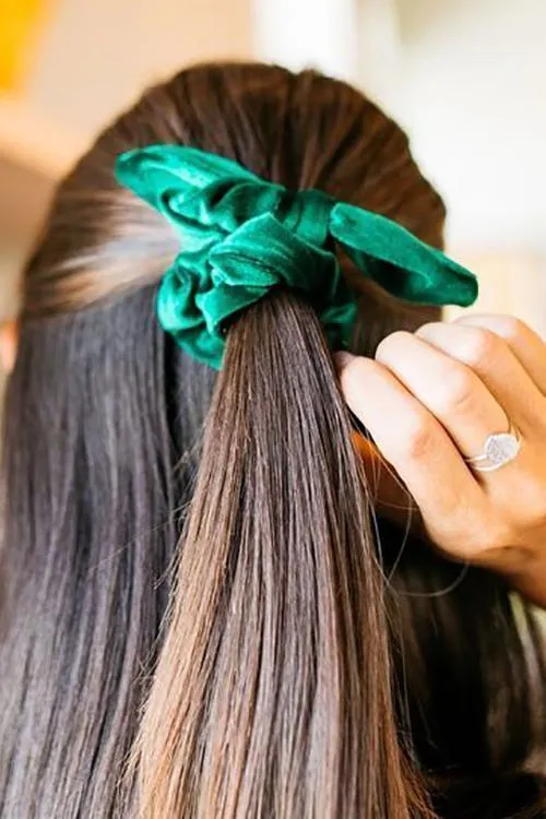 Bow Velvet Scrunchie