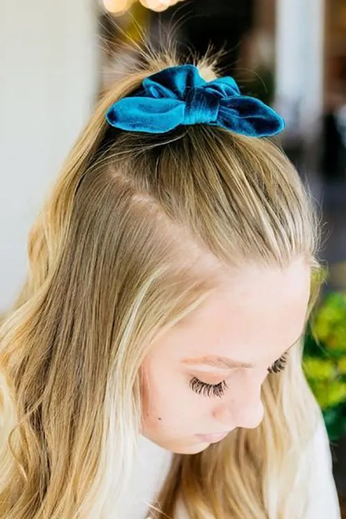 Bow Velvet Scrunchie