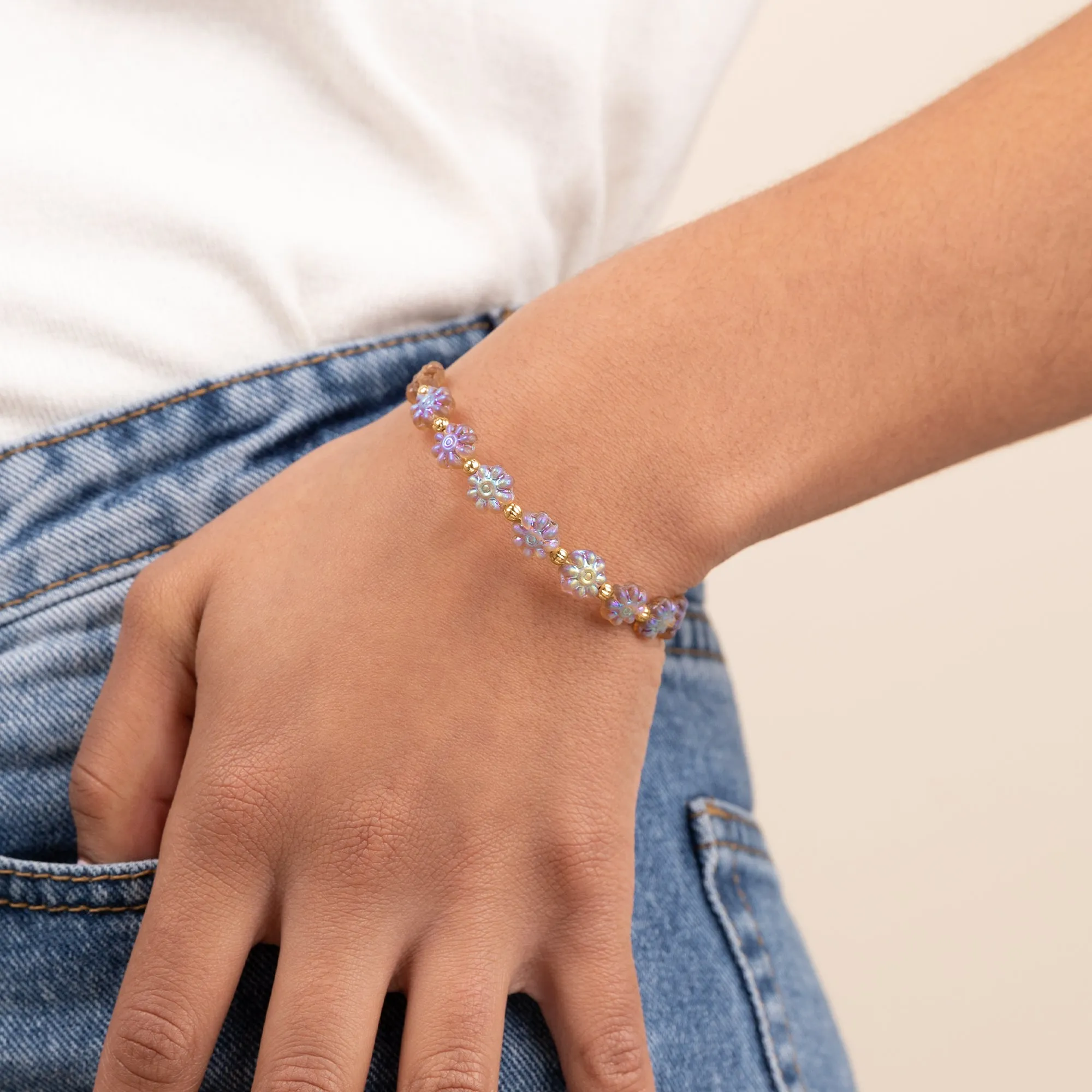 Daisy Beaded Charm Bangle, Iridescent