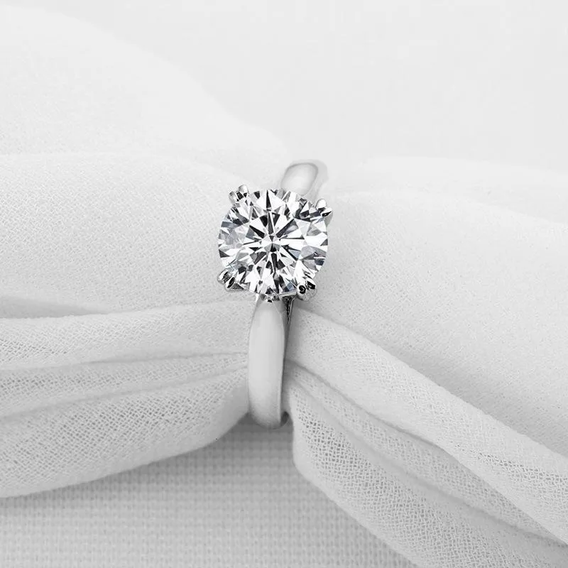 Jolics Round Cut Double Prong Engagement Ring