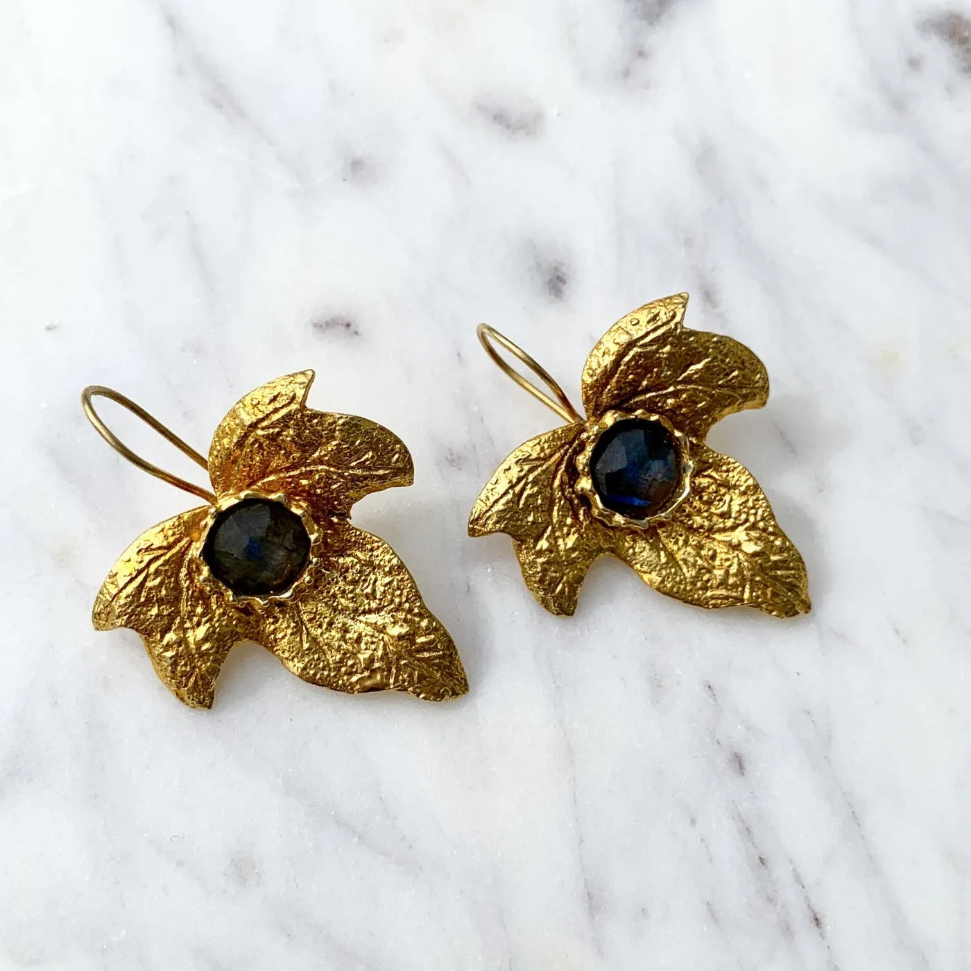 Kanat Earrings