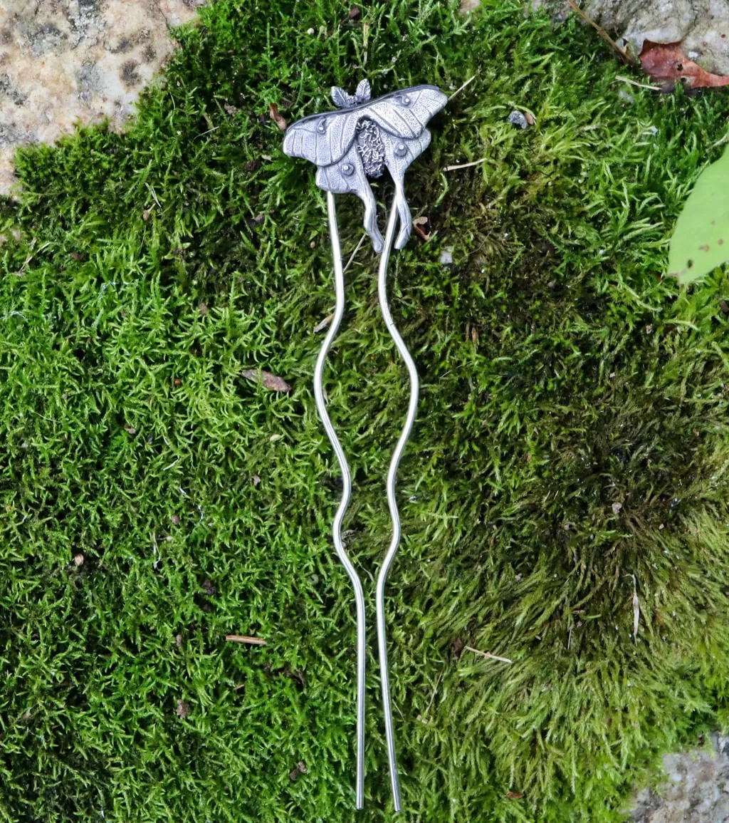 Little Luna - Moth Hair Fork