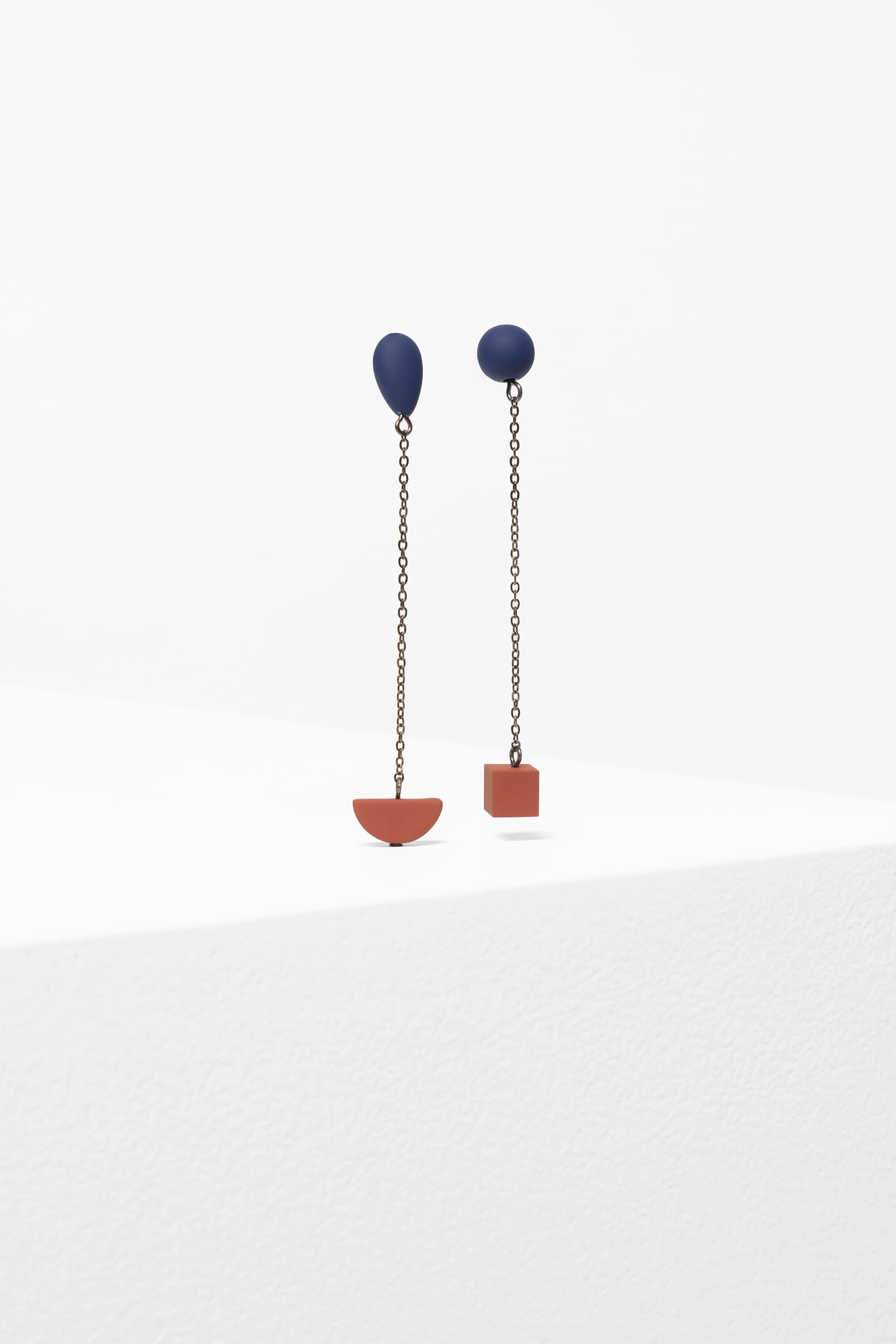 Reyni Drop Earring