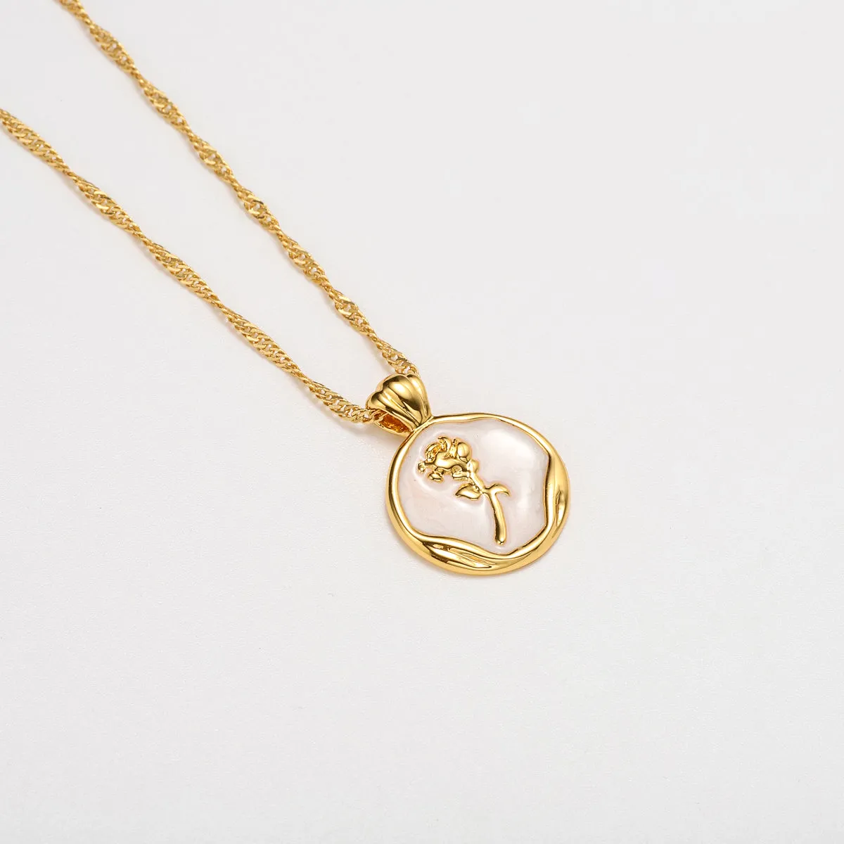 Rose Pendant Necklace