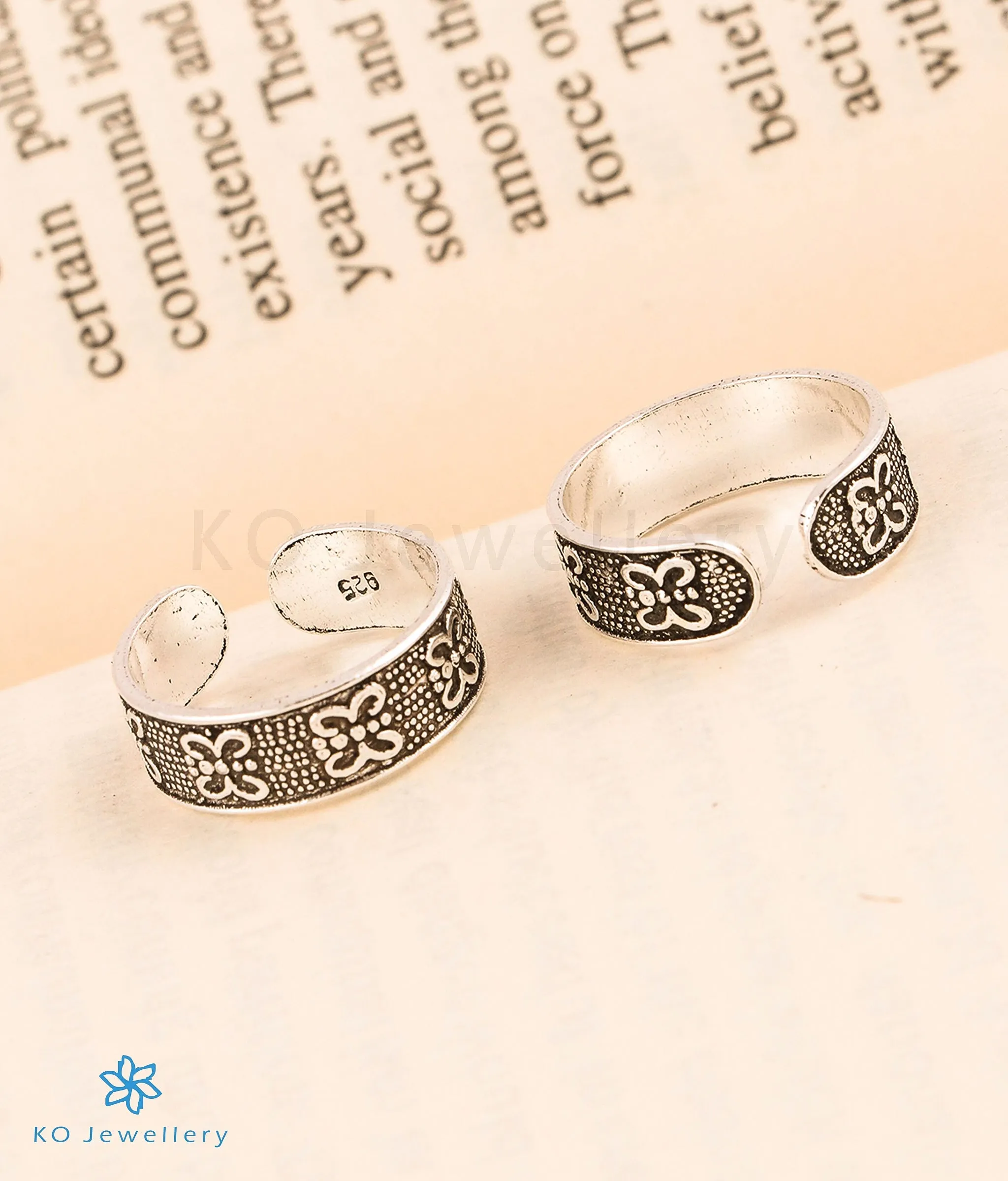 The Enchanting Silver Toe-Rings